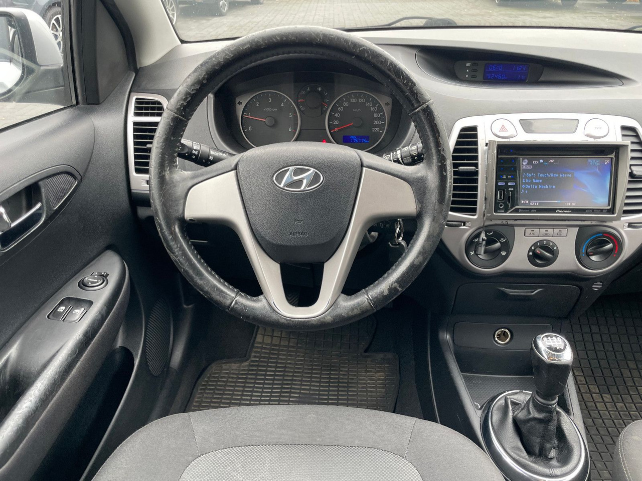 סדאן Hyundai i20 1.4 Diesel Klima: תמונה 20