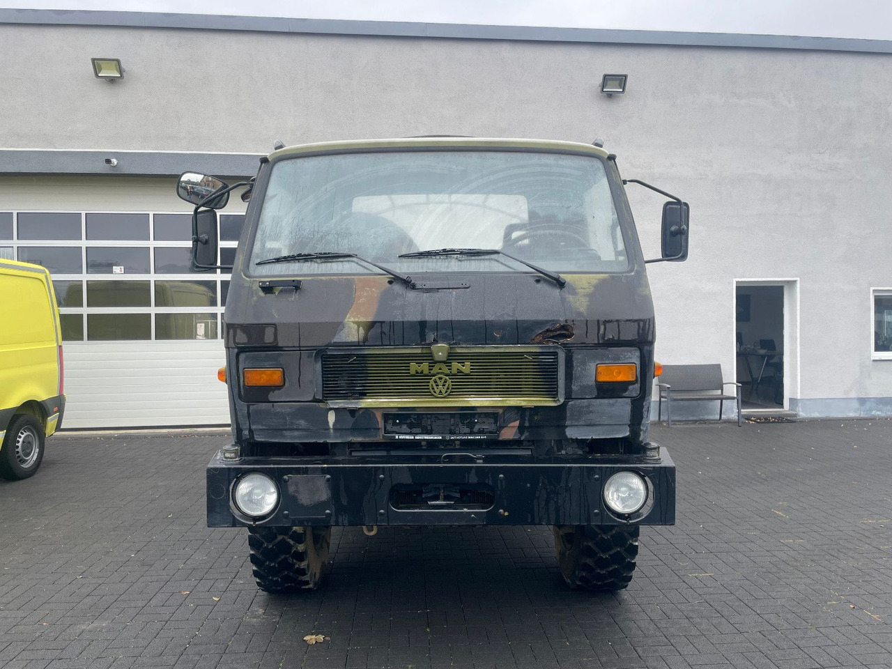 MAN 8.136 4X4 - כלי רכב מסחרי במיטה שטוחה: תמונה 5 MAN 8.136 4X4 - כלי רכב מסחרי במיטה שטוחה: תמונה 5