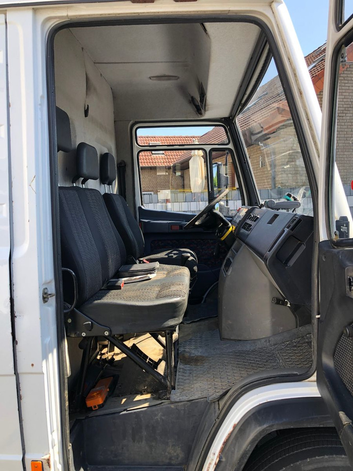 הַחכָּרָה  Mercedes-Benz Vario 816 Mercedes-Benz Vario 816: תמונה 14