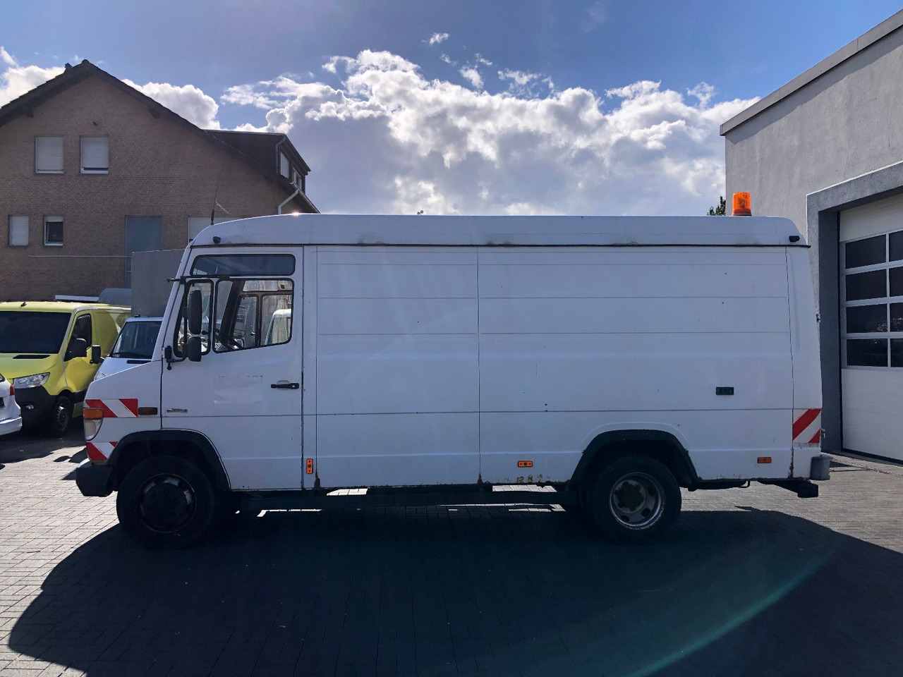 הַחכָּרָה  Mercedes-Benz Vario 816 Mercedes-Benz Vario 816: תמונה 7