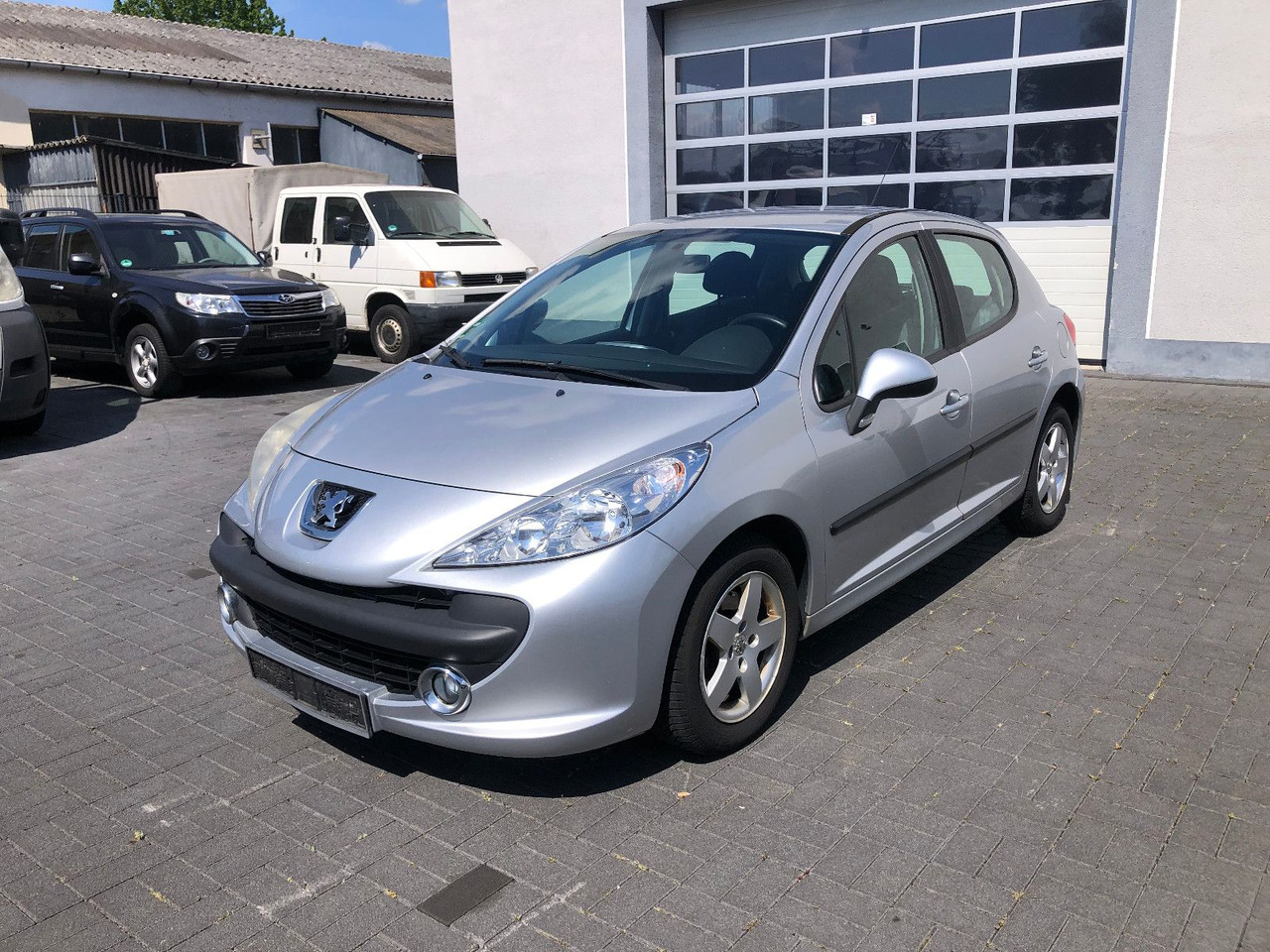 Peugeot 207 Urban Move 1.4i - סדאן: תמונה 3 Peugeot 207 Urban Move 1.4i - סדאן: תמונה 3