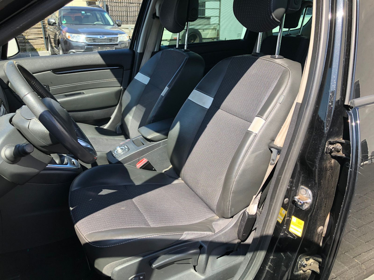 כלי רכב מסחרי לנוסעים Renault Scenic  Grand 2.0 dCi 150 BOSE Edition,Automatik: תמונה 10