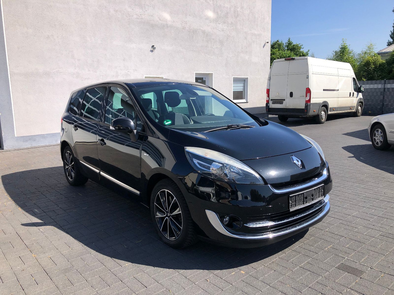Renault Scenic Grand 2.0 dCi 150 BOSE Edition,Automatik - כלי רכב מסחרי לנוסעים: תמונה 1 Renault Scenic Grand 2.0 dCi 150 BOSE Edition,Automatik - כלי רכב מסחרי לנוסעים: תמונה 1