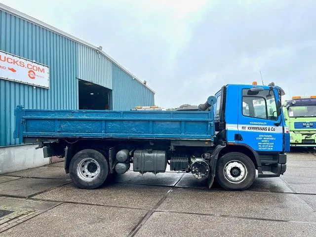 DAF 65.210 ATI 4x2 FULL STEEL KIPPER (EURO 2 / MANUAL GEARBOX / FULL STEEL SUSPENSION / P.T.O.) - מזהיר: תמונה 4 DAF 65.210 ATI 4x2 FULL STEEL KIPPER (EURO 2 / MANUAL GEARBOX / FULL STEEL SUSPENSION / P.T.O.) - מזהיר: תמונה 4