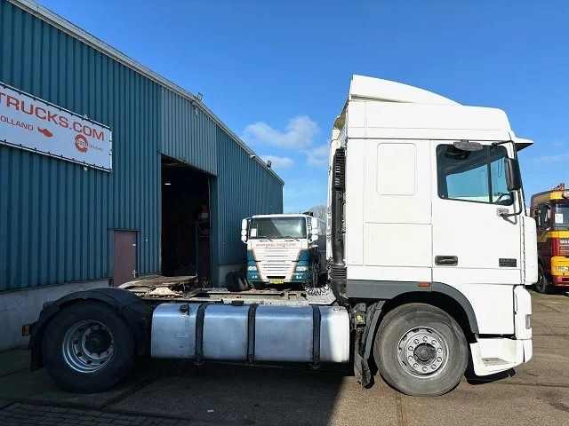 DAF 95.380 XF SPACECAB (EURO 2 / ZF16 MANUAL GEARBOX / D.E.B. ENGINE BRAKE / AIRCONDITIONING) - יחידת טרקטור: תמונה 4 DAF 95.380 XF SPACECAB (EURO 2 / ZF16 MANUAL GEARBOX / D.E.B. ENGINE BRAKE / AIRCONDITIONING) - יחידת טרקטור: תמונה 4