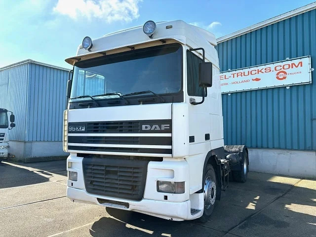 DAF 95.380 XF SPACECAB (EURO 2 / ZF16 MANUAL GEARBOX / D.E.B. ENGINE BRAKE / AIRCONDITIONING) - יחידת טרקטור: תמונה 1 DAF 95.380 XF SPACECAB (EURO 2 / ZF16 MANUAL GEARBOX / D.E.B. ENGINE BRAKE / AIRCONDITIONING) - יחידת טרקטור: תמונה 1