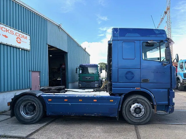 DAF 95.380 XF SPACECAB (EURO 2 / ZF16 MANUAL GEARBOX / HYDRAULIC KIT / P.T.O. / SIDE SKIRTS / AIRCONDITIONING) - יחידת טרקטור: תמונה 4 DAF 95.380 XF SPACECAB (EURO 2 / ZF16 MANUAL GEARBOX / HYDRAULIC KIT / P.T.O. / SIDE SKIRTS / AIRCONDITIONING) - יחידת טרקטור: תמונה 4