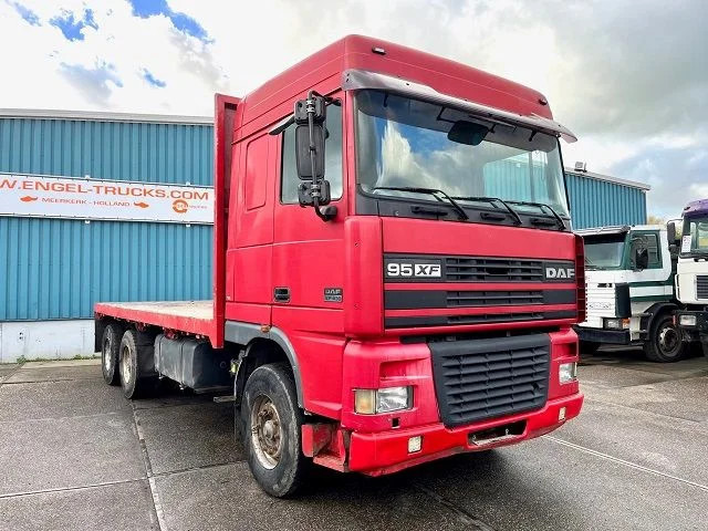 DAF 95-430XF SPACECAB 6x4 FULL STEEL WITH OPEN BODY (EURO 3 / 9.000 KG. FRONT AXLE / FULL STEEL SUSPENSION / REDUCTION AXLES / ZF16 - משאית צד נופל/ שטוחה: תמונה 2 DAF 95-430XF SPACECAB 6x4 FULL STEEL WITH OPEN BODY (EURO 3 / 9.000 KG. FRONT AXLE / FULL STEEL SUSPENSION / REDUCTION AXLES / ZF16 - משאית צד נופל/ שטוחה: תמונה 2