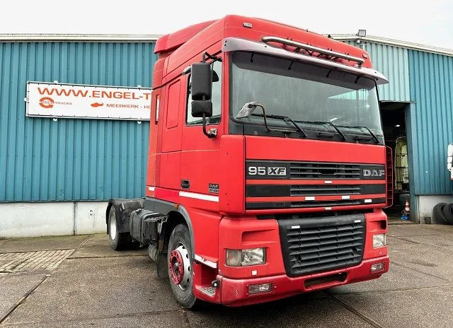 DAF 95.480 XF SPACECAB (EURO 3 / ZF16 MANUAL GEARBOX / 2x DIESELTANK / AIRCONDITIONING) - יחידת טרקטור: תמונה 2 DAF 95.480 XF SPACECAB (EURO 3 / ZF16 MANUAL GEARBOX / 2x DIESELTANK / AIRCONDITIONING) - יחידת טרקטור: תמונה 2