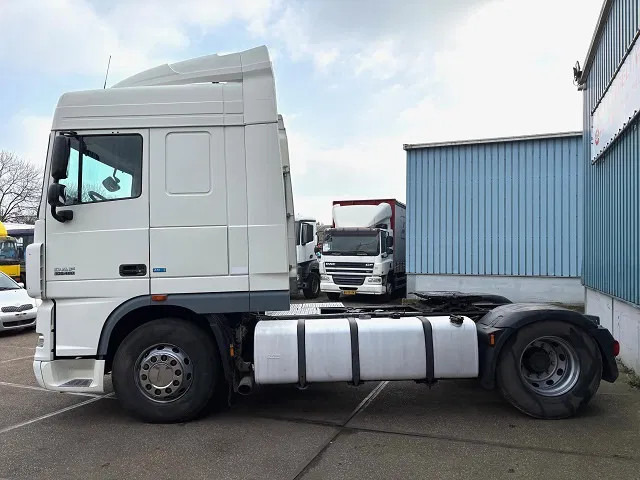 DAF XF 105.460 ATE SPACECAB 4x2 ONLY 835.500 KM (ZF-MANUAL GEARBOX / ZF-INTARDER / AIRCONDITIONING / EURO 5) - יחידת טרקטור: תמונה 4 DAF XF 105.460 ATE SPACECAB 4x2 ONLY 835.500 KM (ZF-MANUAL GEARBOX / ZF-INTARDER / AIRCONDITIONING / EURO 5) - יחידת טרקטור: תמונה 4