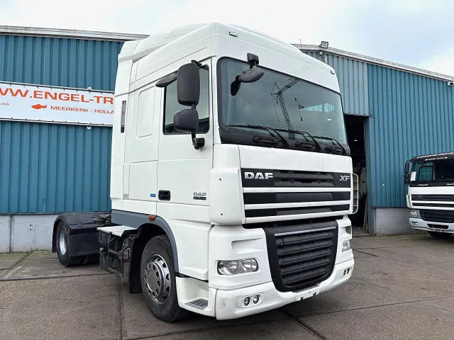 DAF XF 105.460 ATE SPACECAB 4x2 ONLY 835.500 KM (ZF-MANUAL GEARBOX / ZF-INTARDER / AIRCONDITIONING / EURO 5) - יחידת טרקטור: תמונה 2 DAF XF 105.460 ATE SPACECAB 4x2 ONLY 835.500 KM (ZF-MANUAL GEARBOX / ZF-INTARDER / AIRCONDITIONING / EURO 5) - יחידת טרקטור: תמונה 2