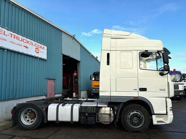 DAF XF 105.460 SPACECAB (ZF MANUAL GEARBOX / MX-BRAKE / 870+430 LITER TANK / EURO 5 EEV / AIRCONDITIONING / FRIDGE) - יחידת טרקטור: תמונה 4 DAF XF 105.460 SPACECAB (ZF MANUAL GEARBOX / MX-BRAKE / 870+430 LITER TANK / EURO 5 EEV / AIRCONDITIONING / FRIDGE) - יחידת טרקטור: תמונה 4