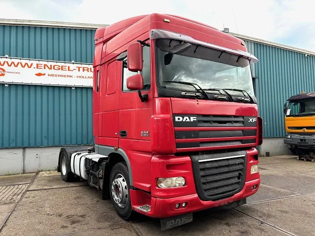 DAF XF 105.460 SPACECAB (ZF16 MANUAL GEARBOX / MX-BRAKE / 870+430 LITER TANK / AIRCONDITIONING / FRIDGE) - יחידת טרקטור: תמונה 2 DAF XF 105.460 SPACECAB (ZF16 MANUAL GEARBOX / MX-BRAKE / 870+430 LITER TANK / AIRCONDITIONING / FRIDGE) - יחידת טרקטור: תמונה 2