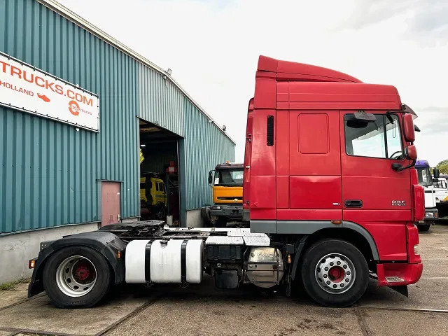 DAF XF 105.460 SPACECAB (ZF16 MANUAL GEARBOX / MX-BRAKE / 870+430 LITER TANK / AIRCONDITIONING / FRIDGE) - יחידת טרקטור: תמונה 4 DAF XF 105.460 SPACECAB (ZF16 MANUAL GEARBOX / MX-BRAKE / 870+430 LITER TANK / AIRCONDITIONING / FRIDGE) - יחידת טרקטור: תמונה 4