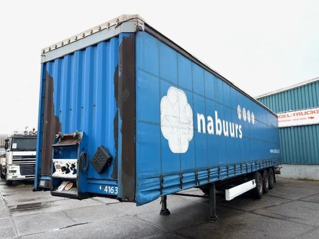 Krone SDP-27 3-AXLE 13.60 M. CURTAINSIDE WITH SLIDING ROOF (BPW-AXLES / DISC BRAKES / ABS-EBS BRAKE SYSTEM) - סמיטריילר עם וילונות צד: תמונה 1 Krone SDP-27 3-AXLE 13.60 M. CURTAINSIDE WITH SLIDING ROOF (BPW-AXLES / DISC BRAKES / ABS-EBS BRAKE SYSTEM) - סמיטריילר עם וילונות צד: תמונה 1