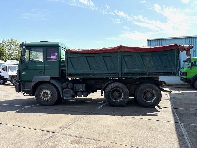 MAN 26.463 DF 6x4 MEILLER KIPPER (ZF16 MANUAL GEARBOX / ZF-INTARDER / FULL STEEL SUSPENSION / REDUCTION AXLES) - מזהיר: תמונה 5 MAN 26.463 DF 6x4 MEILLER KIPPER (ZF16 MANUAL GEARBOX / ZF-INTARDER / FULL STEEL SUSPENSION / REDUCTION AXLES) - מזהיר: תמונה 5