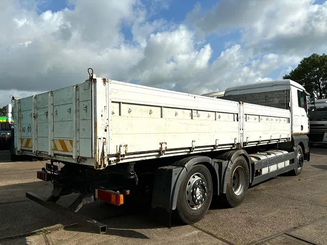 MAN TGA 26.410 XL 6x2 KIPPER (6-CILINDER HEADS) (ZF16 MANUAL GEARBOX / LIFT-AXLE / HYDRAULIC KIT / AIRCONDITIONING) - מזהיר: תמונה 3 MAN TGA 26.410 XL 6x2 KIPPER (6-CILINDER HEADS) (ZF16 MANUAL GEARBOX / LIFT-AXLE / HYDRAULIC KIT / AIRCONDITIONING) - מזהיר: תמונה 3
