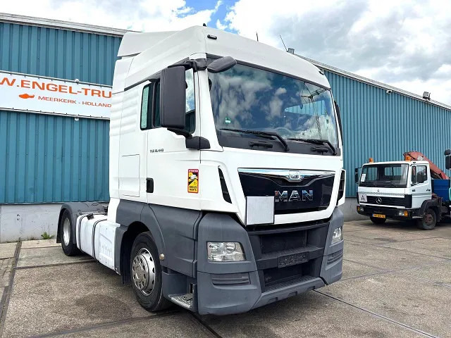 MAN TGX 18.440 BLS XLX (ZF16 MANUAL GEARBOX / 2x DIESELTANK / AIRCONDITIONING / ELECTRICAL MAINSWITCH / FRIDGE / EURO 6) - יחידת טרקטור: תמונה 2 MAN TGX 18.440 BLS XLX (ZF16 MANUAL GEARBOX / 2x DIESELTANK / AIRCONDITIONING / ELECTRICAL MAINSWITCH / FRIDGE / EURO 6) - יחידת טרקטור: תמונה 2