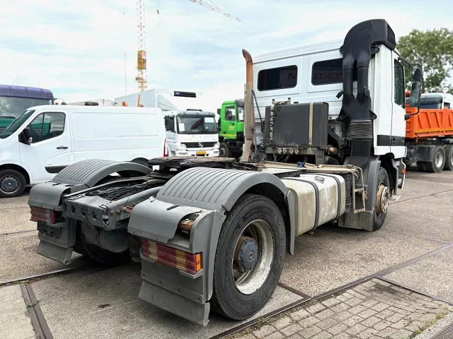Mercedes-Benz Actros 1848 LS (MP1) 4x2 TRACTOR (EPS WITH CLUTCH / RUDUCTION AXLE / HYDRAULIC KIT / AIRCONDITIONING / ETC) - יחידת טרקטור: תמונה 3 Mercedes-Benz Actros 1848 LS (MP1) 4x2 TRACTOR (EPS WITH CLUTCH / RUDUCTION AXLE / HYDRAULIC KIT / AIRCONDITIONING / ETC) - יחידת טרקטור: תמונה 3