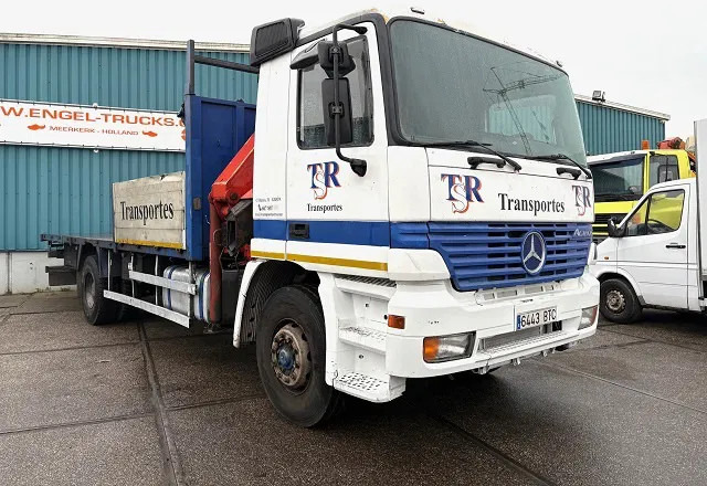 Mercedes-Benz Actros 2031 K WITH PALFINGER PK1101 CRANE (MANUAL GEARBOX / FULL STEEL SUSPENSION / REDUCTION AXLE / REMOTE CONTROL) - משאית מנוף: תמונה 2 Mercedes-Benz Actros 2031 K WITH PALFINGER PK1101 CRANE (MANUAL GEARBOX / FULL STEEL SUSPENSION / REDUCTION AXLE / REMOTE CONTROL) - משאית מנוף: תמונה 2