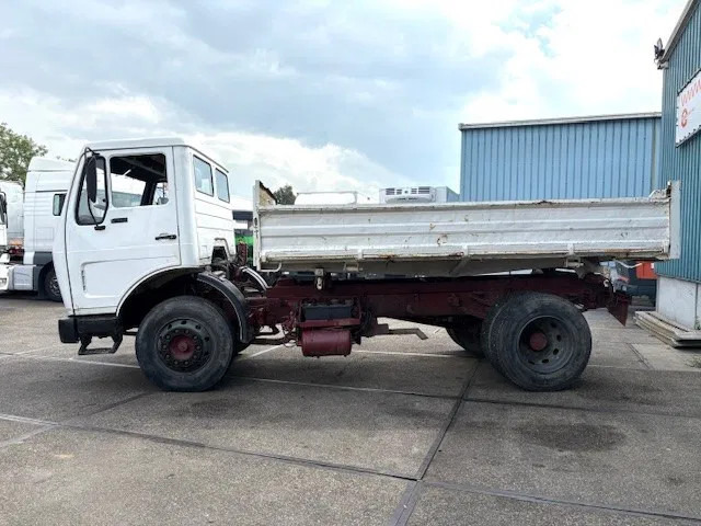 Mercedes-Benz LK 1317 (6-CILINDER) 4x2 3-WAY MEILLER KIPPER (MANUAL GEARBOX / FULL STEEL SUSPENSION / P.T.O.) - מזהיר: תמונה 5 Mercedes-Benz LK 1317 (6-CILINDER) 4x2 3-WAY MEILLER KIPPER (MANUAL GEARBOX / FULL STEEL SUSPENSION / P.T.O.) - מזהיר: תמונה 5