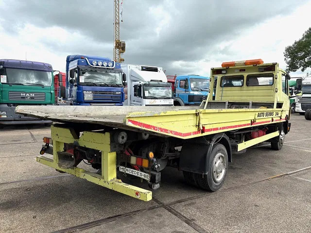 Mercedes-Benz LK 817 AUTO TRANSPORTER (6-CILINDER / FULL STEEL SUSPENSION / MANUAL GEARBOX / WINCH / ETC.) - משאית הובלה אוטומטית: תמונה 3 Mercedes-Benz LK 817 AUTO TRANSPORTER (6-CILINDER / FULL STEEL SUSPENSION / MANUAL GEARBOX / WINCH / ETC.) - משאית הובלה אוטומטית: תמונה 3