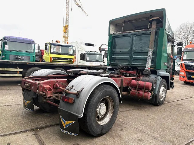 Renault R385 Major (2 CULASSE / LAMES / GRAND PONT / 2 CILINDER HEADS / STEEL SUSPENSION / REDUCTION AXLE) - יחידת טרקטור: תמונה 3 Renault R385 Major (2 CULASSE / LAMES / GRAND PONT / 2 CILINDER HEADS / STEEL SUSPENSION / REDUCTION AXLE) - יחידת טרקטור: תמונה 3