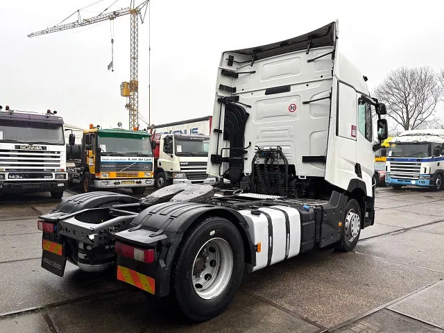 Renault T460 HIGH (EURO 6 / I-SHIFT / HYDRAULIC SYSTEM / VBI-BRAKE / P.T.O. / 2x DIESELTANK / ETC.) - יחידת טרקטור: תמונה 3 Renault T460 HIGH (EURO 6 / I-SHIFT / HYDRAULIC SYSTEM / VBI-BRAKE / P.T.O. / 2x DIESELTANK / ETC.) - יחידת טרקטור: תמונה 3