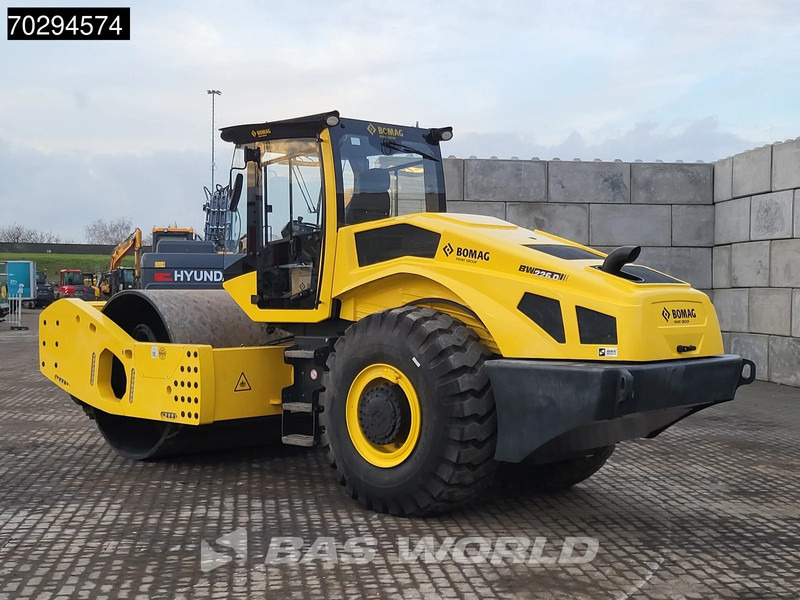 Bomag BW226 D-5 CL Cummins Engine - רולר: תמונה 3 Bomag BW226 D-5 CL Cummins Engine - רולר: תמונה 3