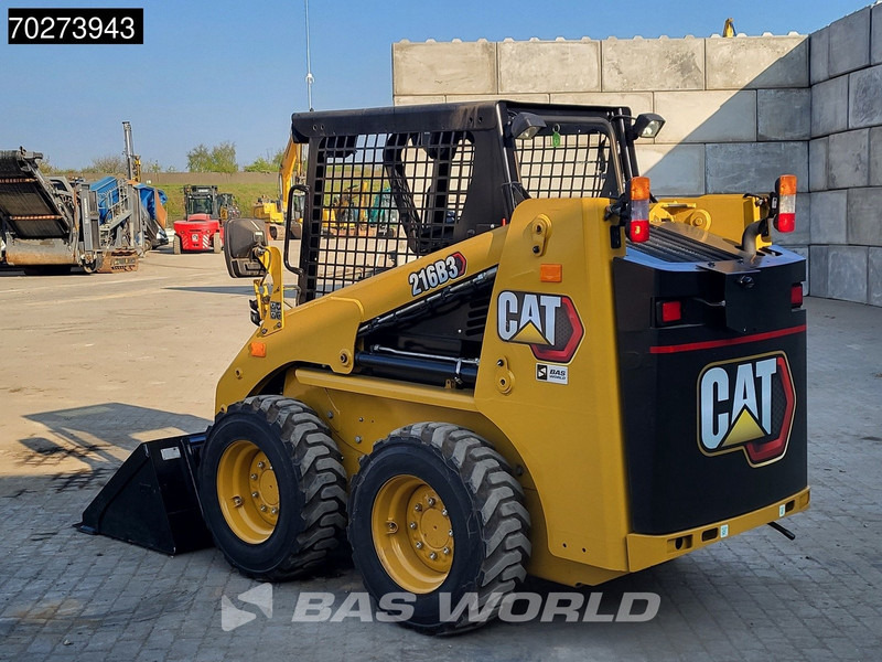 Caterpillar 216 B3 - מעמיס היגוי החלקה: תמונה 3 Caterpillar 216 B3 - מעמיס היגוי החלקה: תמונה 3