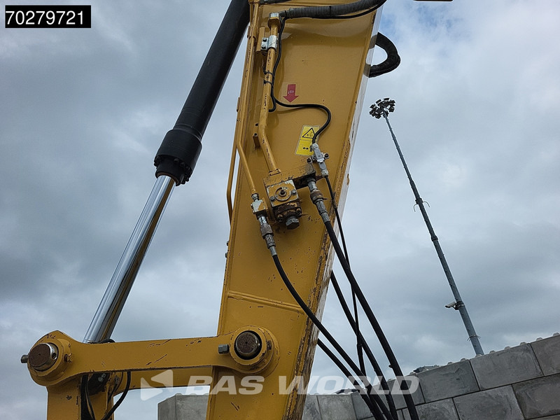 מחפר סורק Caterpillar 320 E L: תמונה 9