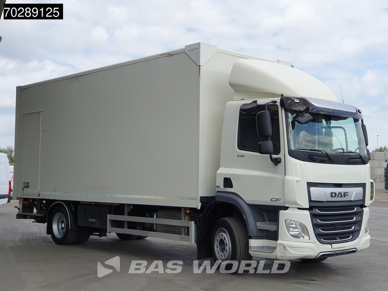 DAF CF 230 4X2 2000kg Ladebordwand Automatic 3 seats ACC Euro 6 - משאית תיבה: תמונה 2 DAF CF 230 4X2 2000kg Ladebordwand Automatic 3 seats ACC Euro 6 - משאית תיבה: תמונה 2