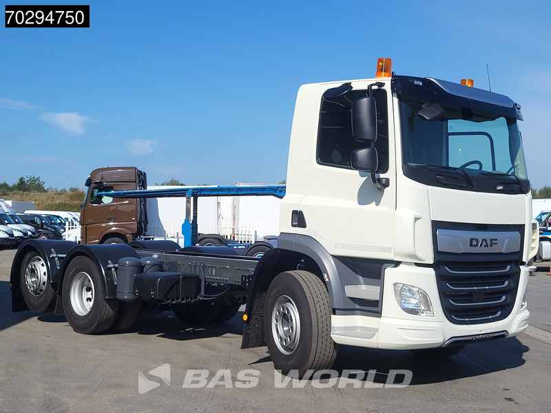 DAF CF 300 6X2 NEW! Lift + Steering Axle ACC Euro 6 - משאית עם שלדת תא: תמונה 3 DAF CF 300 6X2 NEW! Lift + Steering Axle ACC Euro 6 - משאית עם שלדת תא: תמונה 3