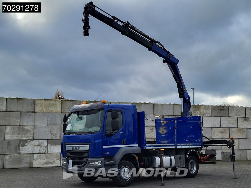 DAF LF 260 LF 4X2 Hiab 111 B-2 HIDUO Crane Kran Remote control Automatic ACC Euro 6 - משאית צד נופל/ שטוחה, משאית מנוף: תמונה 1 DAF LF 260 LF 4X2 Hiab 111 B-2 HIDUO Crane Kran Remote control Automatic ACC Euro 6 - משאית צד נופל/ שטוחה, משאית מנוף: תמונה 1