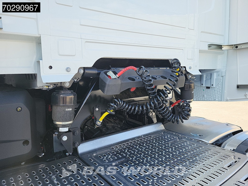 DAF XG 530 6X2 FTG Full-Air 2x Tanks Lift+Lenkachse Axleload-Monitoring ACC Standklima - יחידת טרקטור: תמונה 5 DAF XG 530 6X2 FTG Full-Air 2x Tanks Lift+Lenkachse Axleload-Monitoring ACC Standklima - יחידת טרקטור: תמונה 5