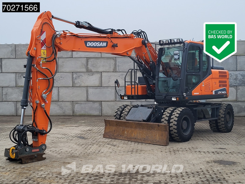 Doosan DX140 W-5 OIL QUICK - GERMAN - מחפר גלגלים: תמונה 1 Doosan DX140 W-5 OIL QUICK - GERMAN - מחפר גלגלים: תמונה 1