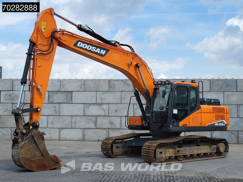 Doosan DX225 LC-7 4 BUCKETS - מחפר סורק: תמונה 2 Doosan DX225 LC-7 4 BUCKETS - מחפר סורק: תמונה 2