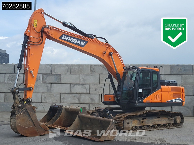 Doosan DX225 LC-7 4 BUCKETS - מחפר סורק: תמונה 1 Doosan DX225 LC-7 4 BUCKETS - מחפר סורק: תמונה 1