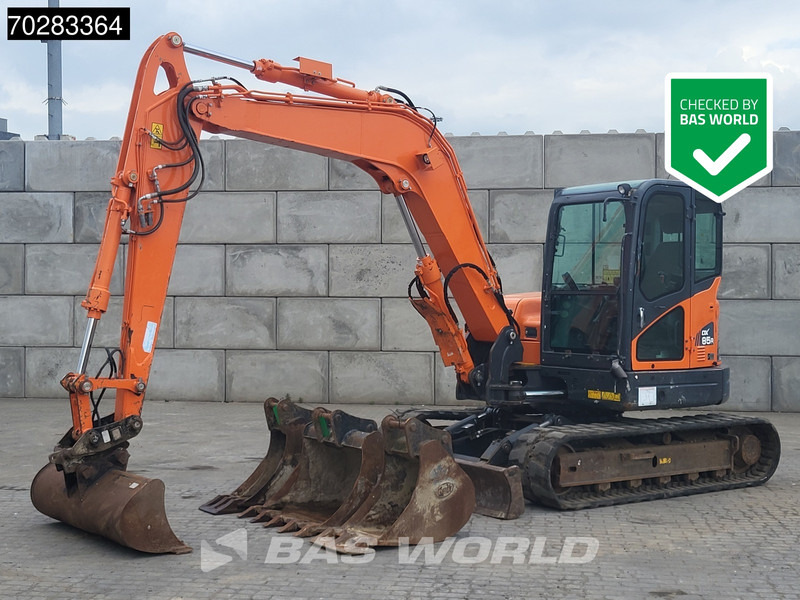 Doosan DX85 R-3 4 BUCKETS - מיני מחפר: תמונה 1 Doosan DX85 R-3 4 BUCKETS - מיני מחפר: תמונה 1