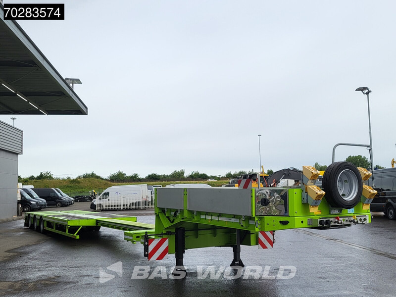 Faymonville F-S43-1AAF 3 axles Extendable Twistlocks 3x Hydraulic Steering Galvanised - סמיטריילר עם מטען נמוך: תמונה 3 Faymonville F-S43-1AAF 3 axles Extendable Twistlocks 3x Hydraulic Steering Galvanised - סמיטריילר עם מטען נמוך: תמונה 3