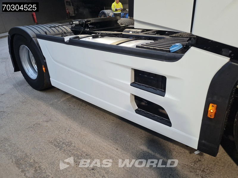 יחידת טרקטור Ford F-Max 500 4X2 Retarder Standklima 2xTanks ACC LED Euro 6: תמונה 17 יחידת טרקטור Ford F-Max 500 4X2 Retarder Standklima 2xTanks ACC LED Euro 6: תמונה 17