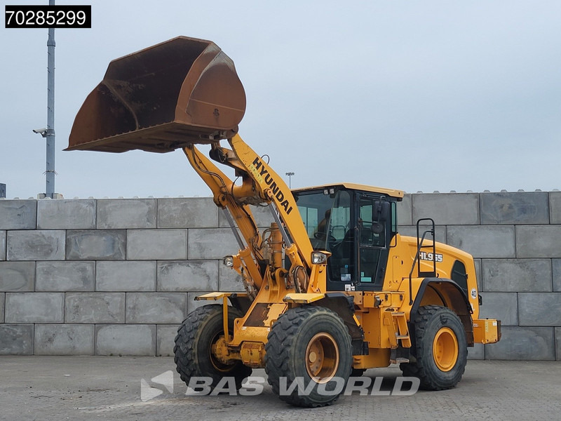 Hyundai HL955 - מעמיס גלגלים: תמונה 2 Hyundai HL955 - מעמיס גלגלים: תמונה 2