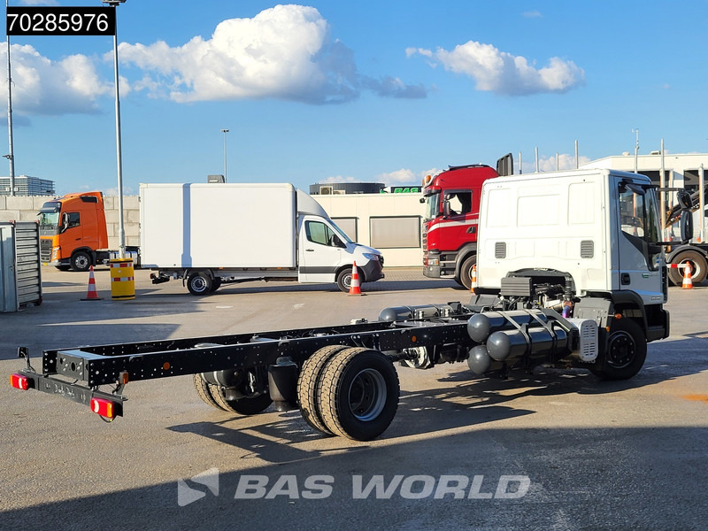 חָדָשׁ משאית עם שלדת תא Iveco 120-210L 4X2 NEW 12tons chassis! CNG Engine Manual TELMA Retarder Euro 6: תמונה 5