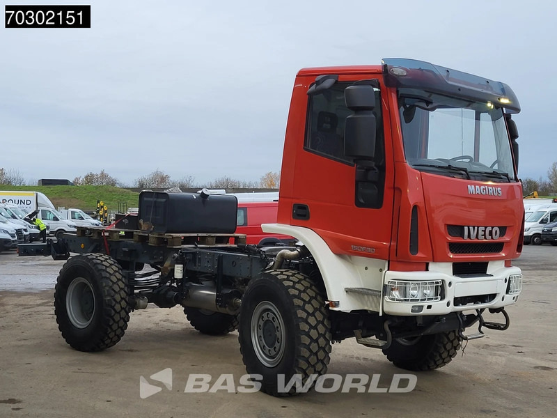 Iveco Eurocargo 150E300 4X4 NEW! 15T chassis 2012 production Euro 5 - משאית עם שלדת תא: תמונה 3 Iveco Eurocargo 150E300 4X4 NEW! 15T chassis 2012 production Euro 5 - משאית עם שלדת תא: תמונה 3