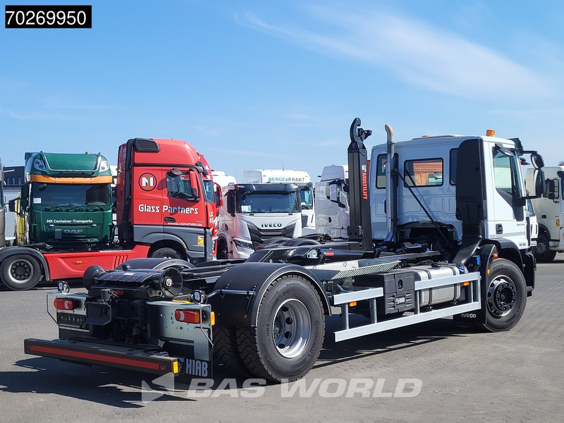 Iveco Eurocargo 180E320 4X2 NEW! 14tons Hiab Multilift ULT14S51 ACC Euro 6 - משאית הרמת וו: תמונה 5 Iveco Eurocargo 180E320 4X2 NEW! 14tons Hiab Multilift ULT14S51 ACC Euro 6 - משאית הרמת וו: תמונה 5