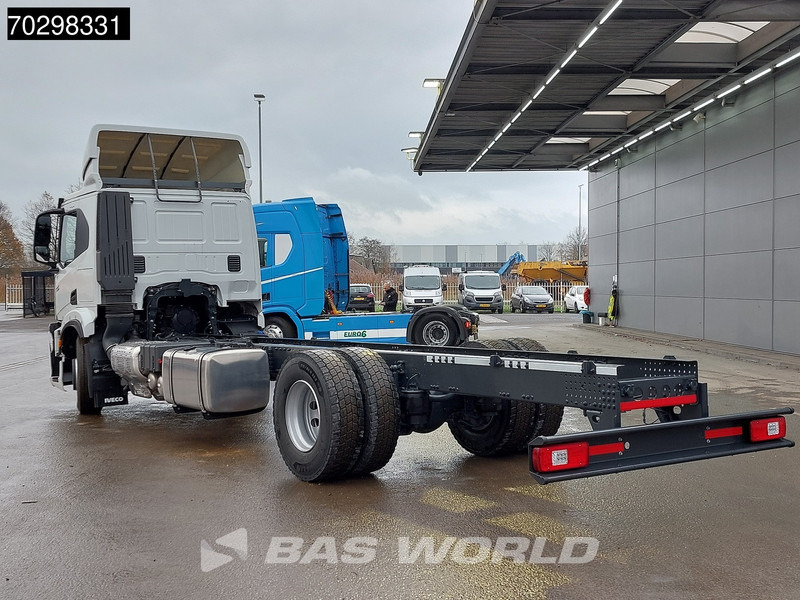 Iveco S-Way 340 4X2 NEW! Chassis ACC Led Euro 6 - משאית עם שלדת תא: תמונה 2 Iveco S-Way 340 4X2 NEW! Chassis ACC Led Euro 6 - משאית עם שלדת תא: תמונה 2