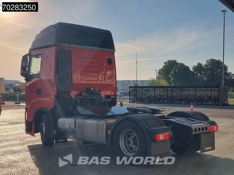 Iveco S-Way 490 4X2 DAMAGED! chassis bent 2x Tanks LED Navi Euro 6 - יחידת טרקטור: תמונה 2 Iveco S-Way 490 4X2 DAMAGED! chassis bent 2x Tanks LED Navi Euro 6 - יחידת טרקטור: תמונה 2