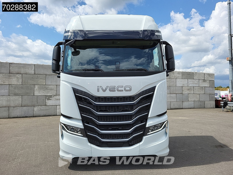 Iveco S-Way 580 4X2 NEW! 2x Tanks Navi ACC Standklima - יחידת טרקטור: תמונה 5 Iveco S-Way 580 4X2 NEW! 2x Tanks Navi ACC Standklima - יחידת טרקטור: תמונה 5