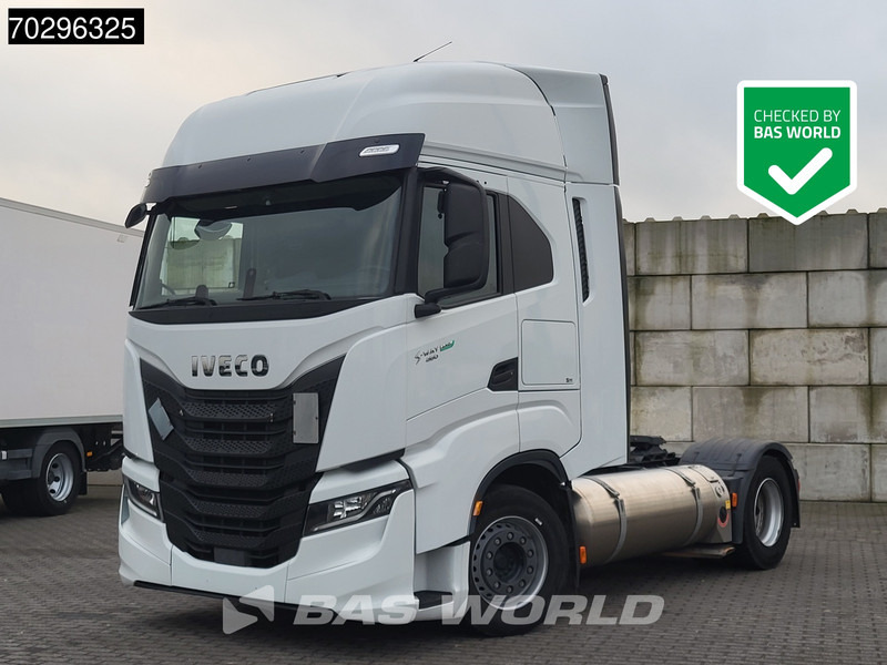 Iveco S-Way S-Way 4X2 LNG Retarder 2X Tanks - יחידת טרקטור: תמונה 2 Iveco S-Way S-Way 4X2 LNG Retarder 2X Tanks - יחידת טרקטור: תמונה 2