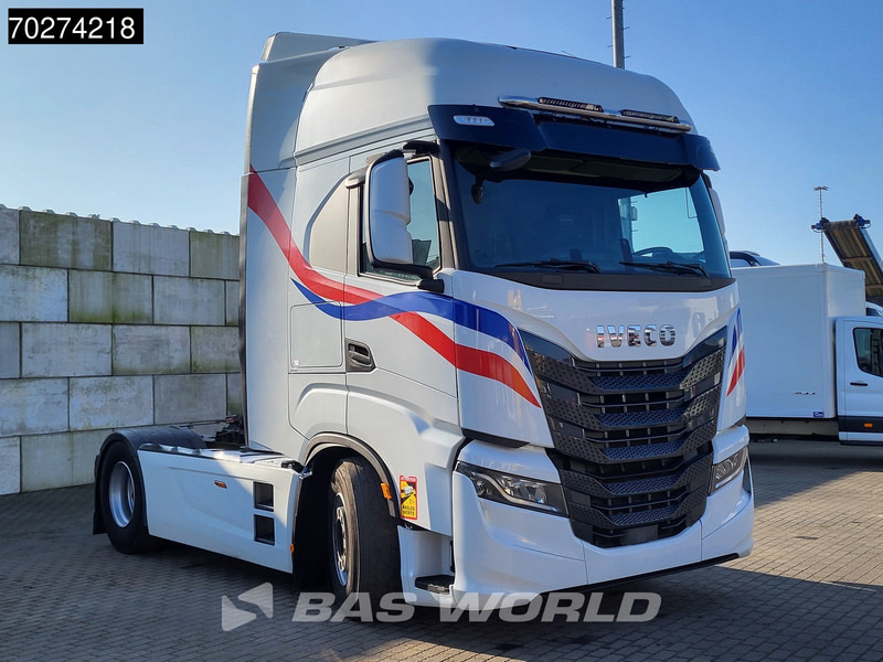 Iveco S-Way S-Way 4X2 Retarder 2x Tanks ACC LED - יחידת טרקטור: תמונה 3 Iveco S-Way S-Way 4X2 Retarder 2x Tanks ACC LED - יחידת טרקטור: תמונה 3